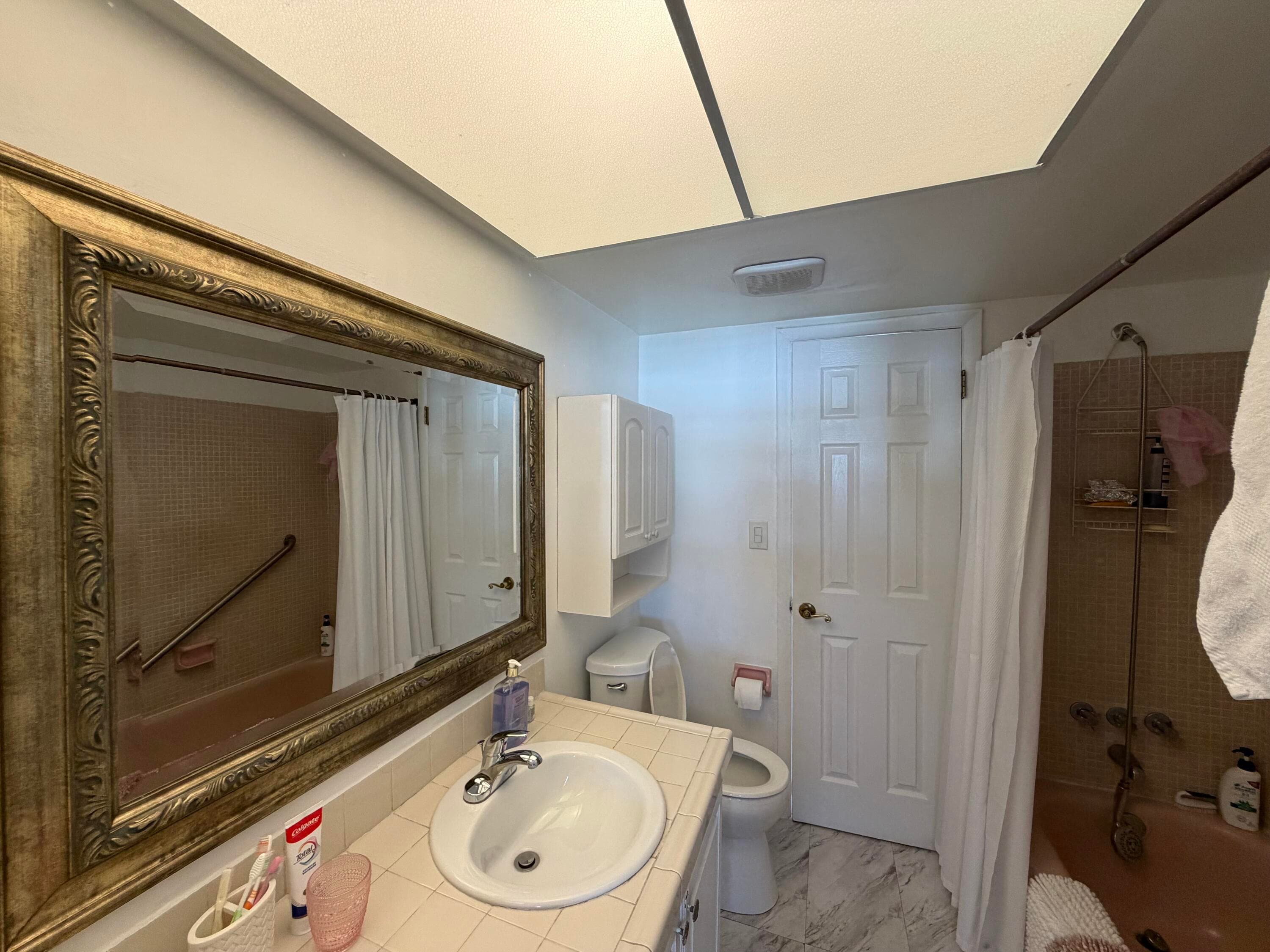 2551 W Golf Boulevard 204, Pompano Beach, FL 33064 19