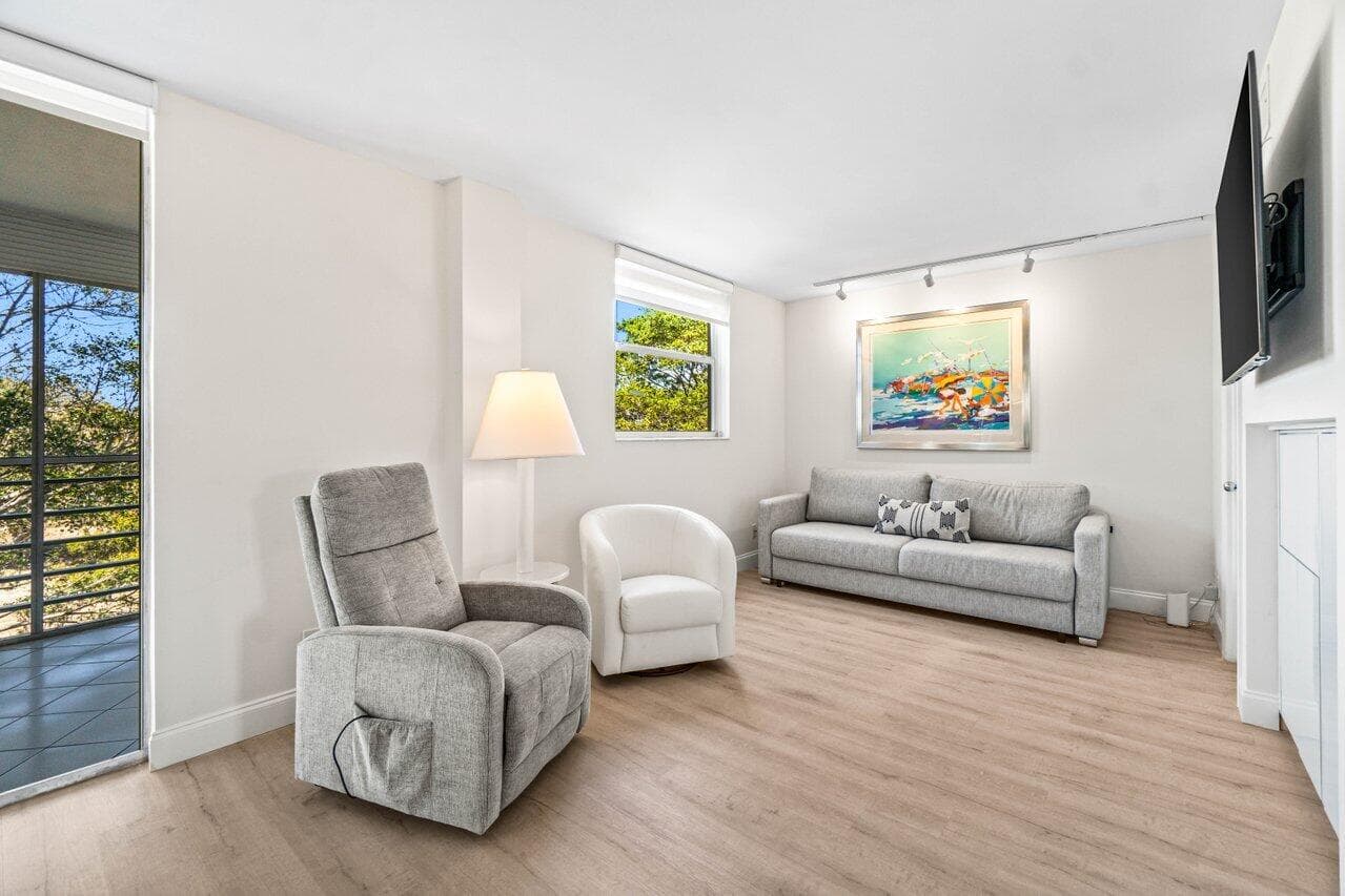 6461 NW 2nd Avenue 411, Boca Raton, FL 33487 10