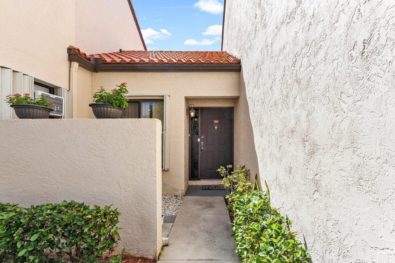 10 Via De Casas Sur 104, Boynton Beach, FL 33426 28