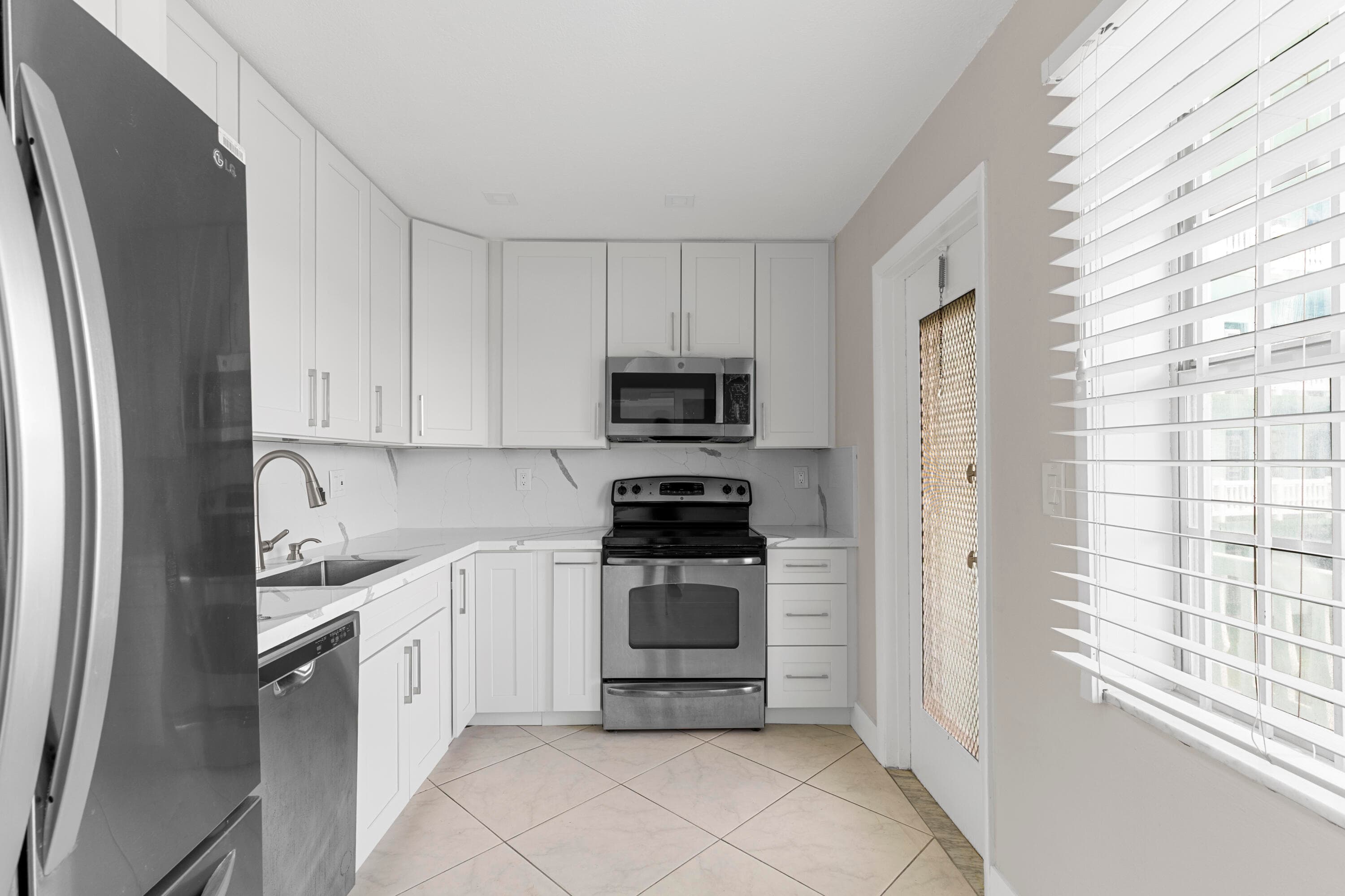 4141 NW 44th Avenue 224, Lauderdale Lakes, FL 33319 6