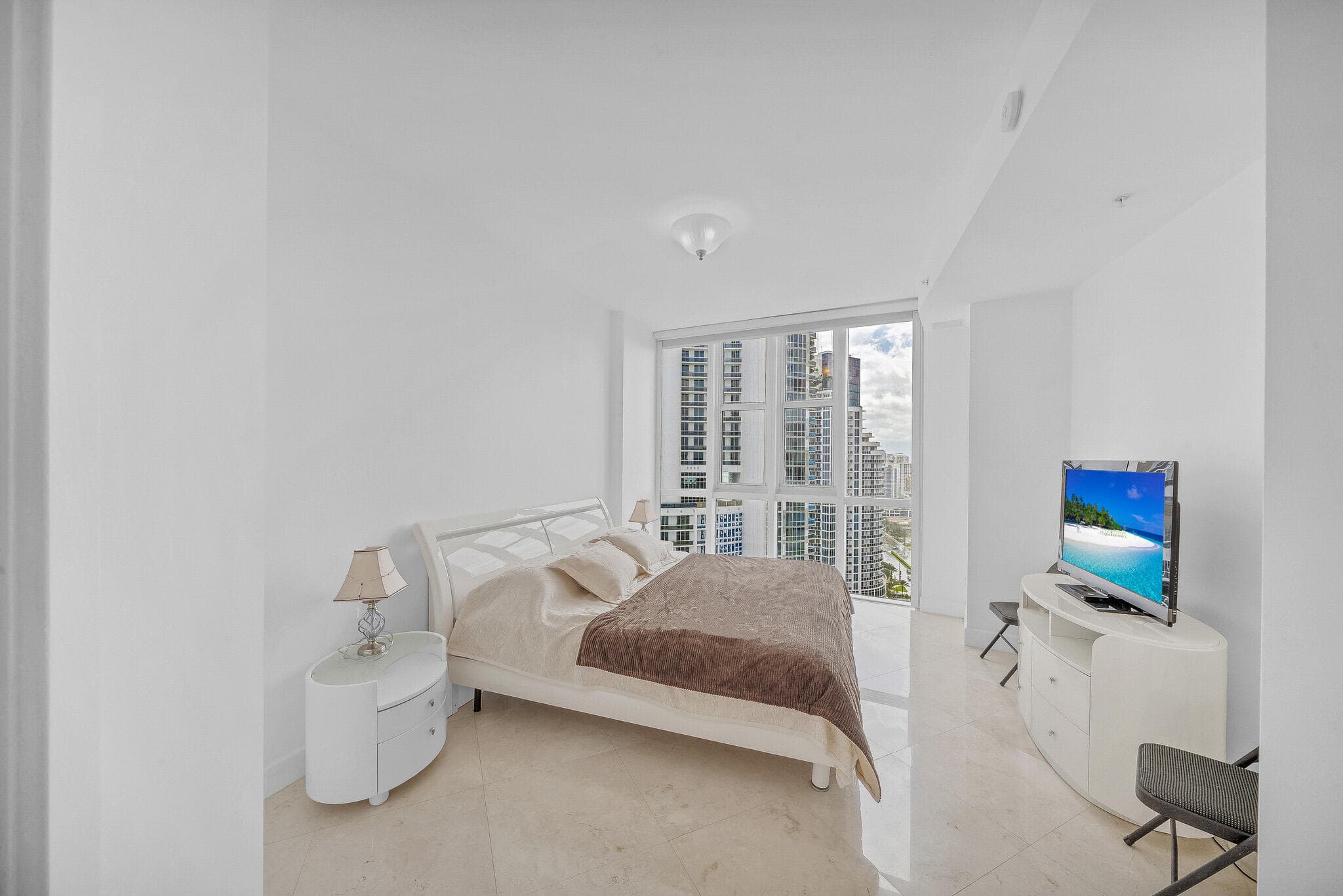 18201 Collins Avenue 3301a, Sunny Isles Beach, FL 33160 40