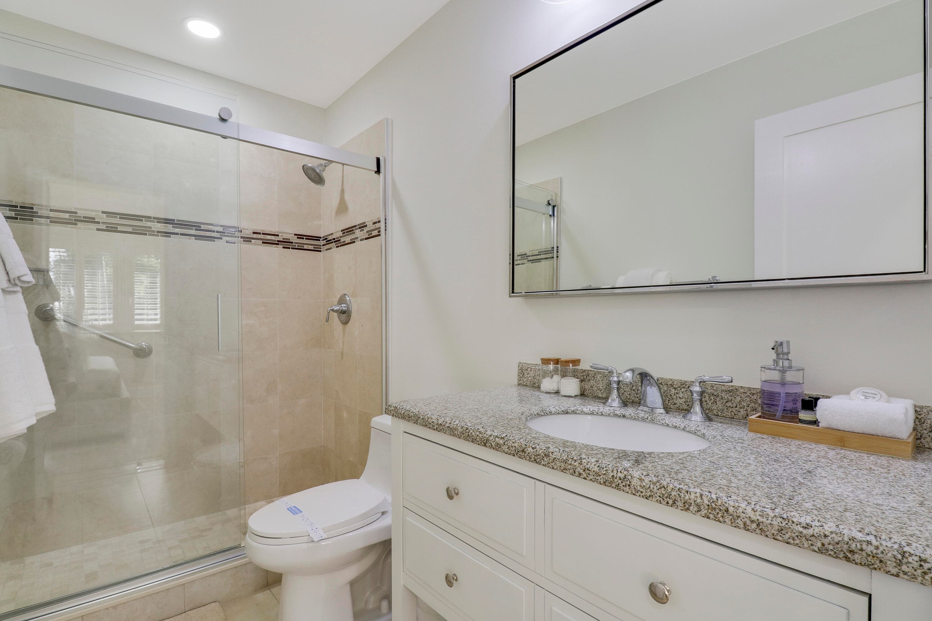 523 Club Drive, Palm Beach Gardens, FL 33418 22