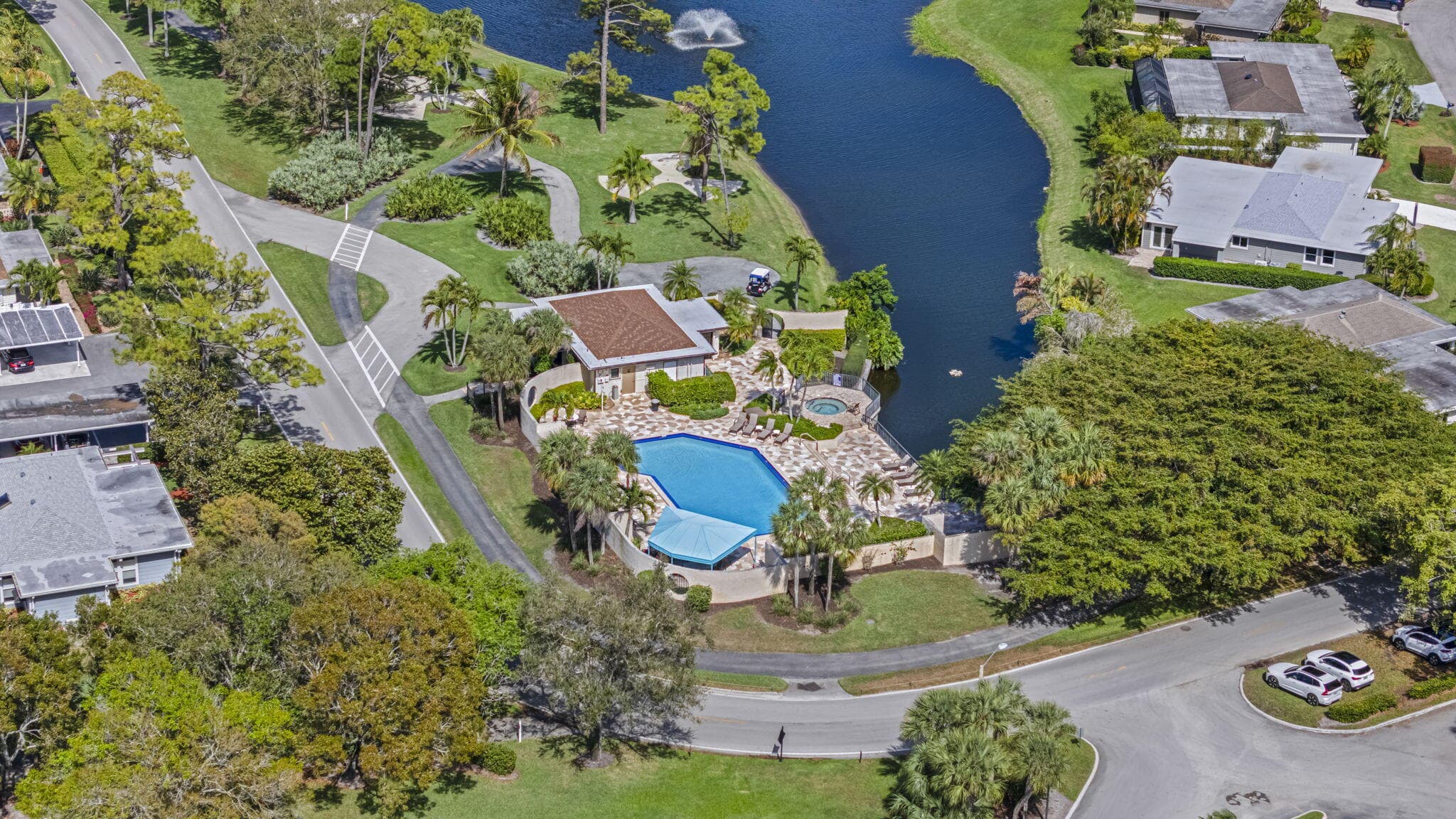 6549 Eastpointe Pines Street, Palm Beach Gardens, FL 33418 72