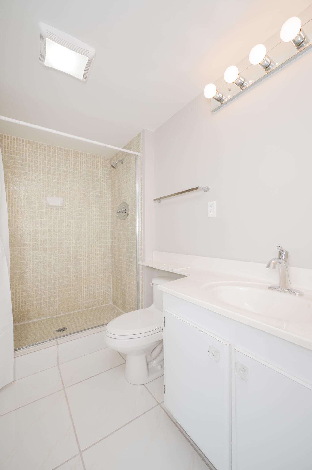 20335 W Country Club Drive 1704, Aventura, FL 33180 11