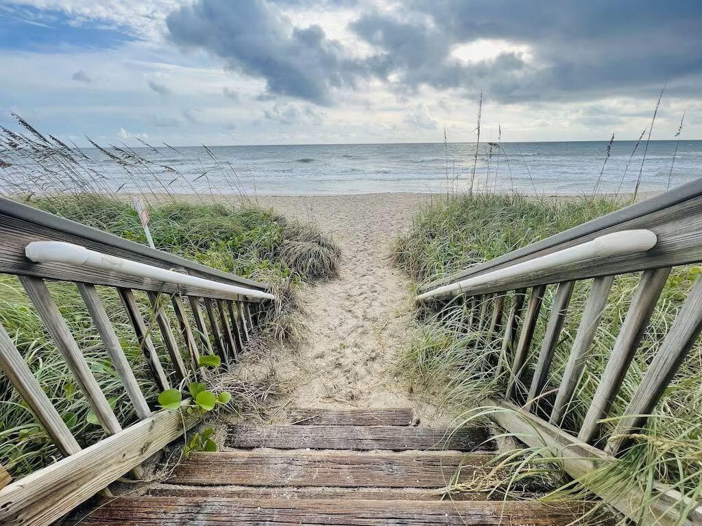 10102 S Ocean Drive 107, Jensen Beach, FL 34957 18