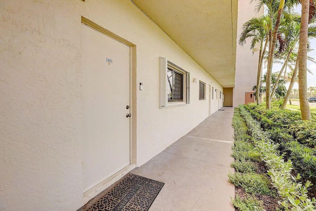10102 S Ocean Drive 107, Jensen Beach, FL 34957 29