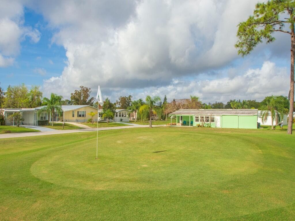 68 W Caribbean, Port St. Lucie, FL 34952 42