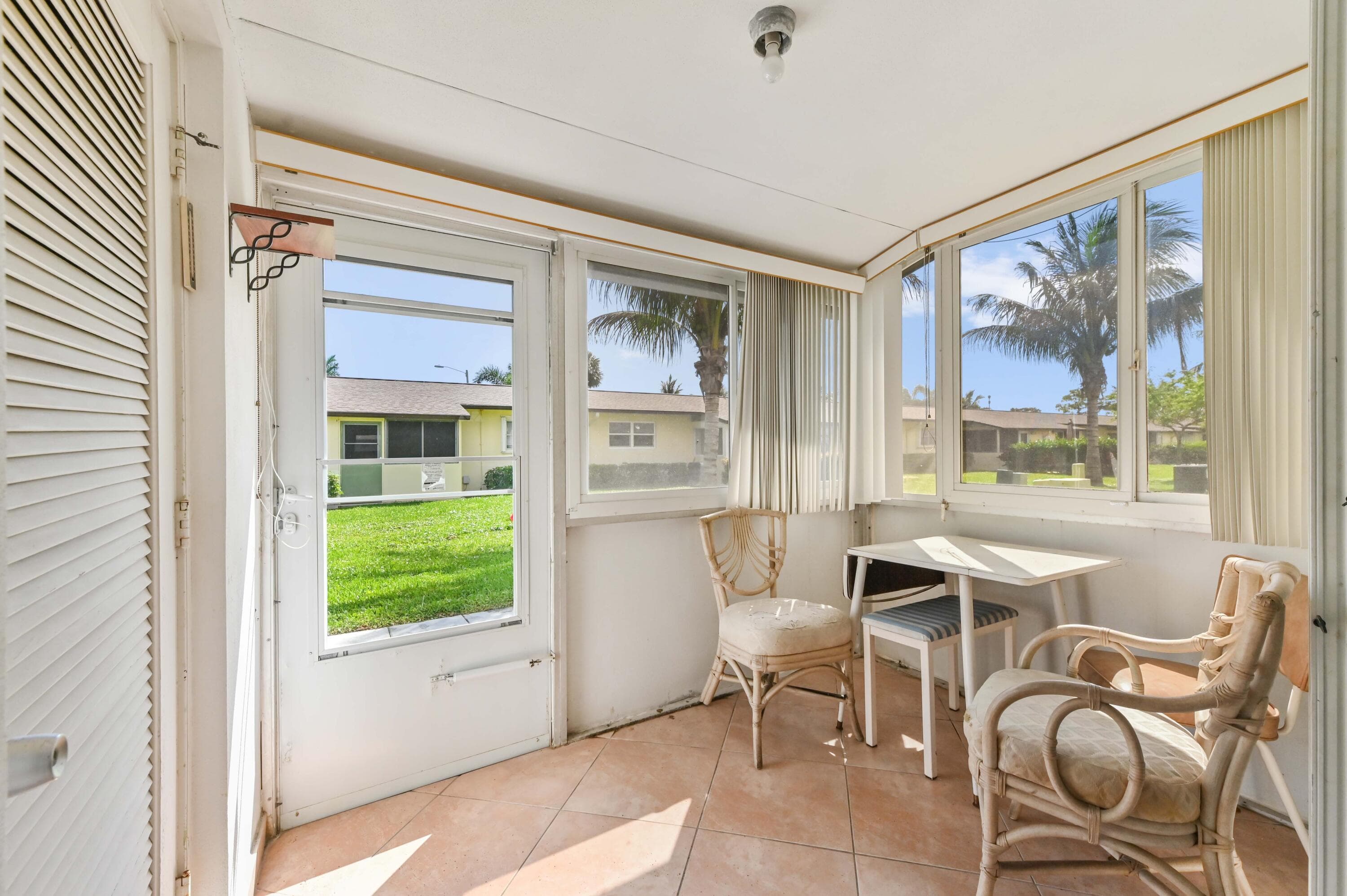 2915 Crosley Drive W Unit B, West Palm Beach, FL 33415 16