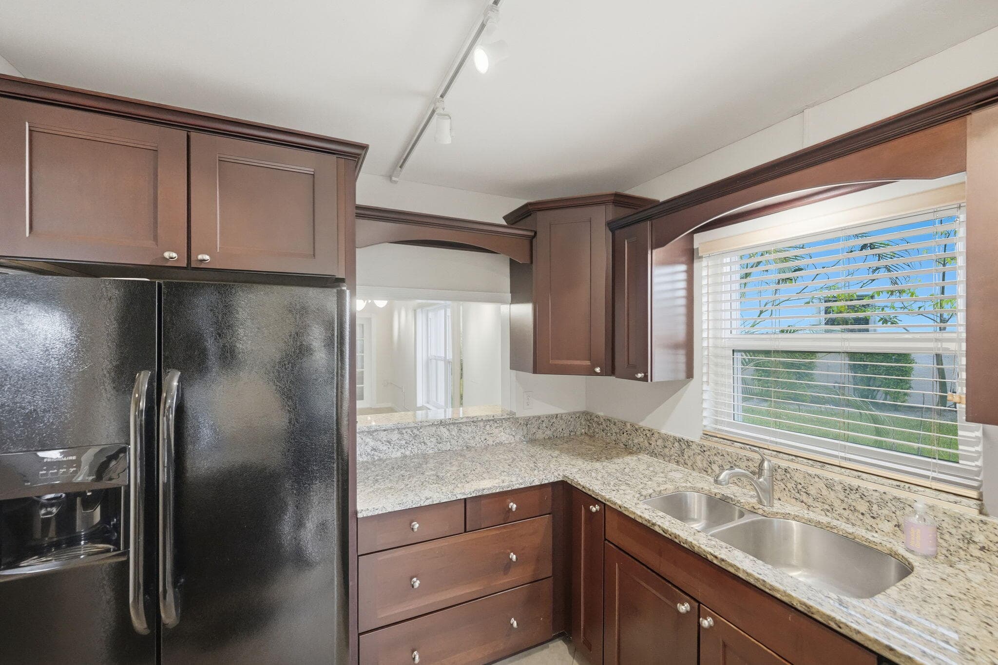 1900 S Kanner Highway 5107, Stuart, FL 34994 7