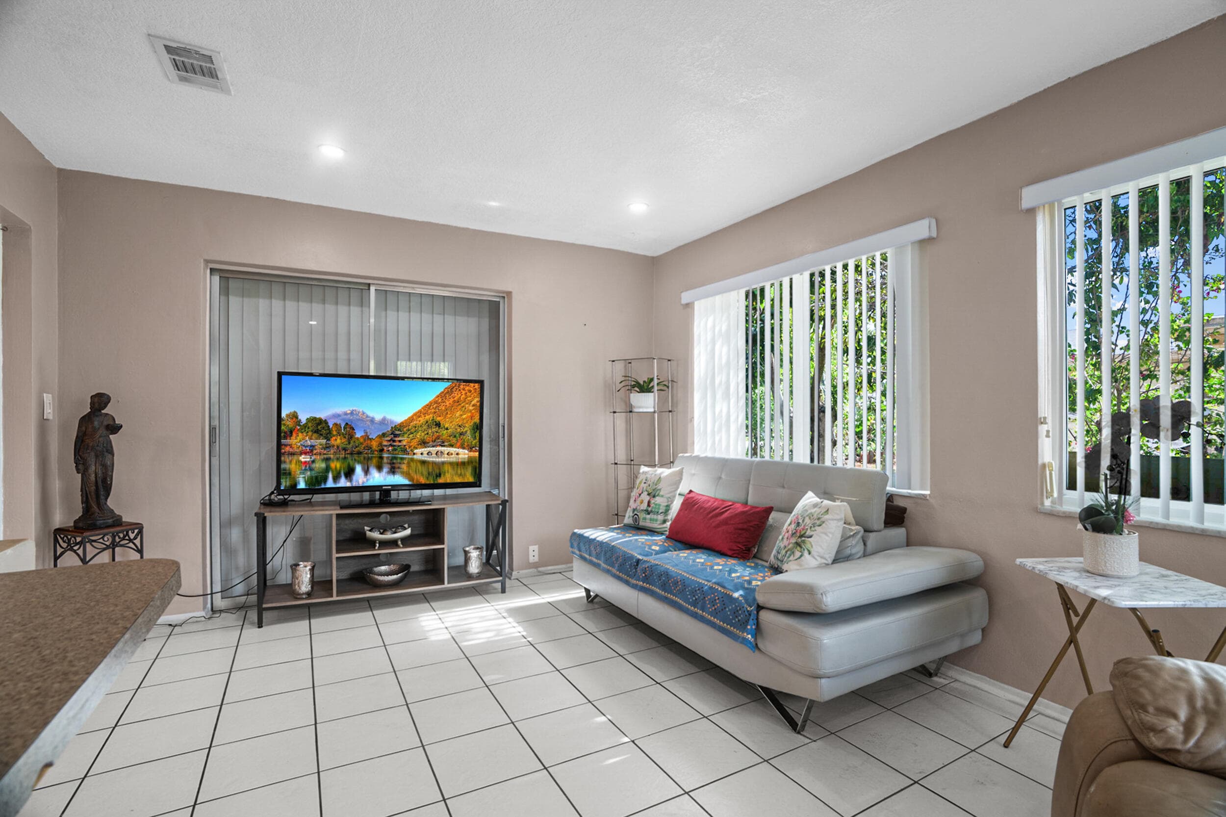4708 NW 49th Drive, Tamarac, FL 33319 17