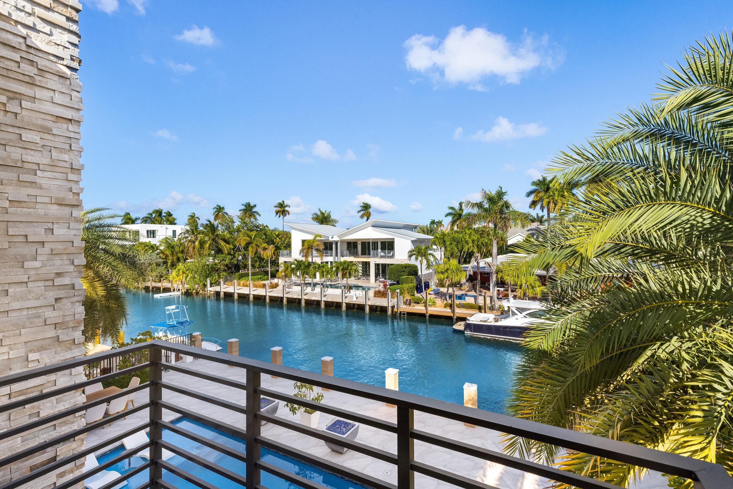 424 Coconut Isle Drive, Fort Lauderdale, FL 33301 72