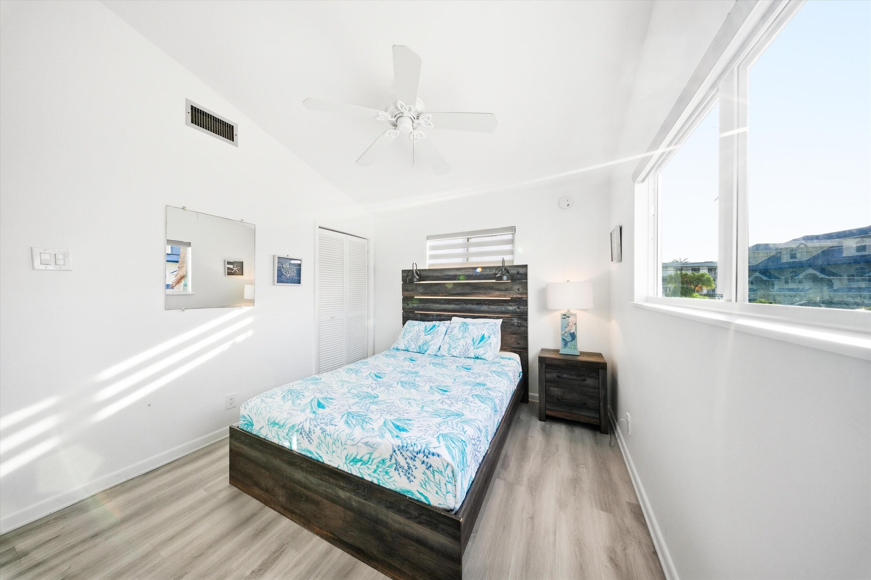 350 E Ocean Drive, Key Colony Beach, FL 33051 53