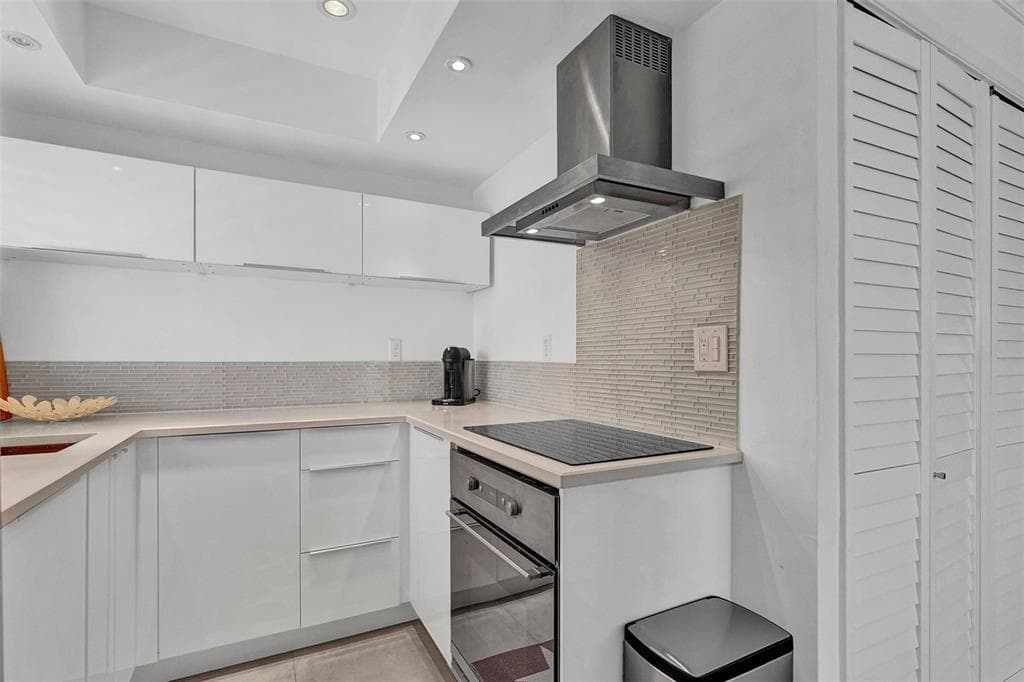 535 Hendricks Isle 209, Fort Lauderdale, FL 33301 5