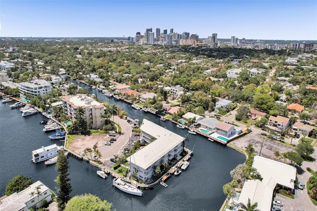 535 Hendricks Isle 209, Fort Lauderdale, FL 33301 41