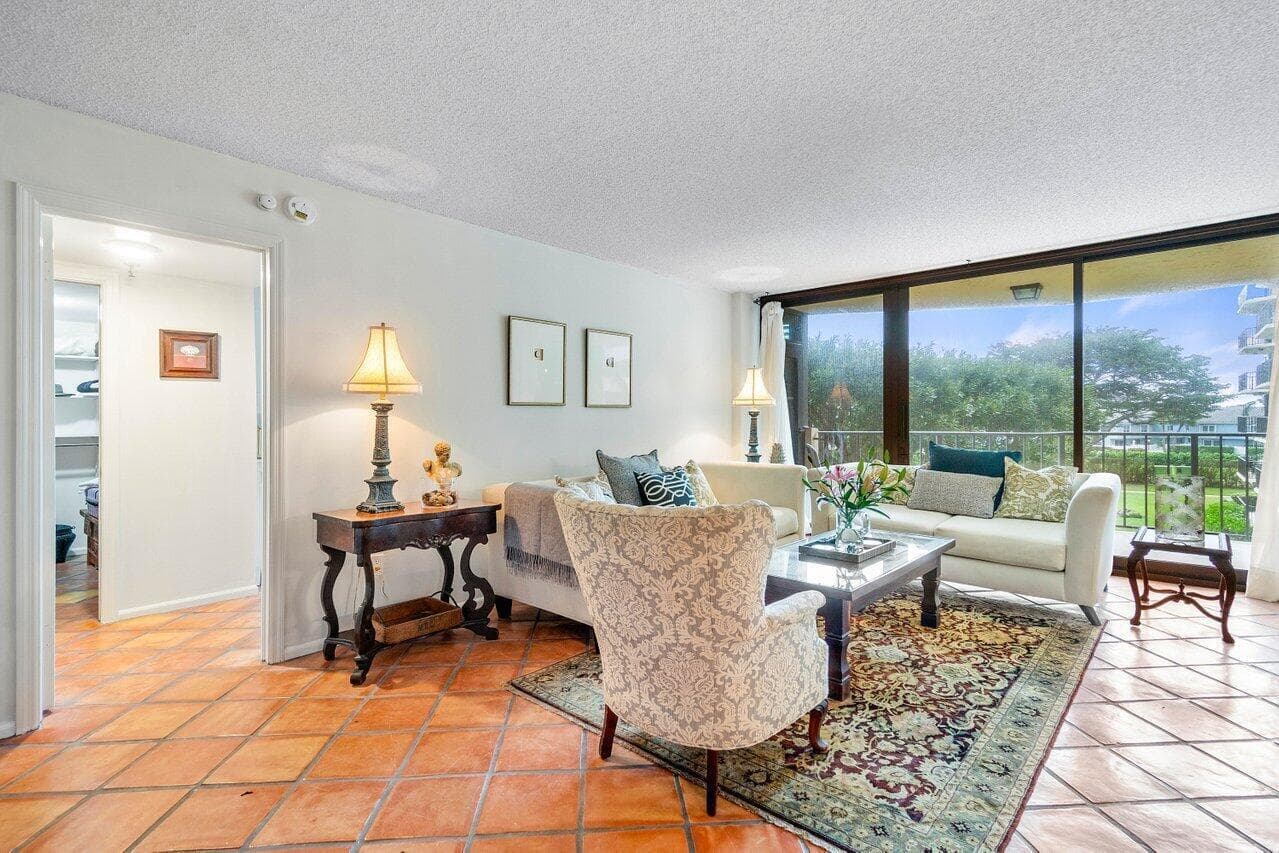 899 Jeffery Street 3050, Boca Raton, FL 33487 4