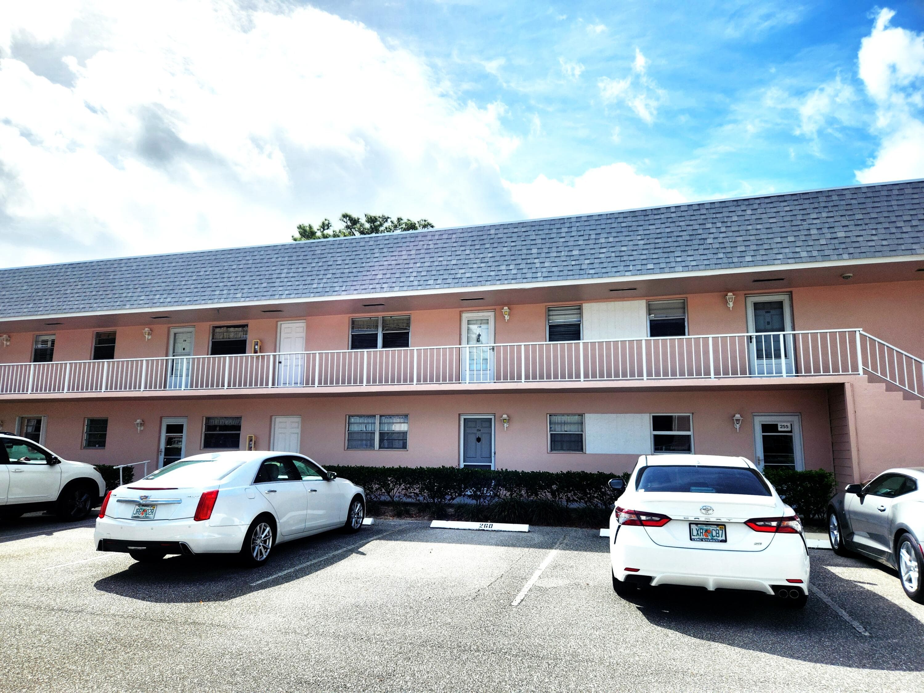 18081 SE Country Club Drive 259, Tequesta, FL 33469