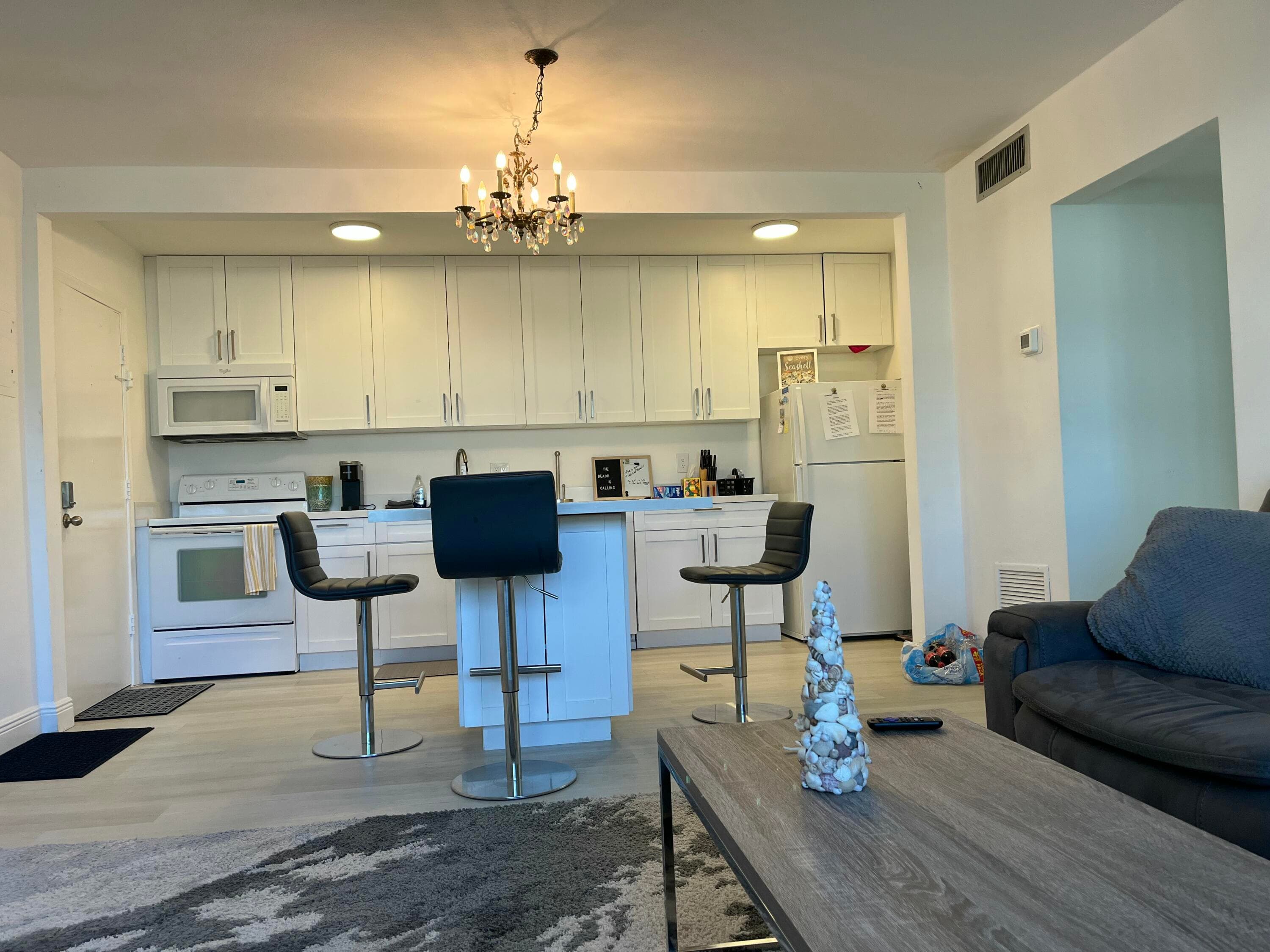 1821 NE 62nd Street 411, Fort Lauderdale, FL 33308