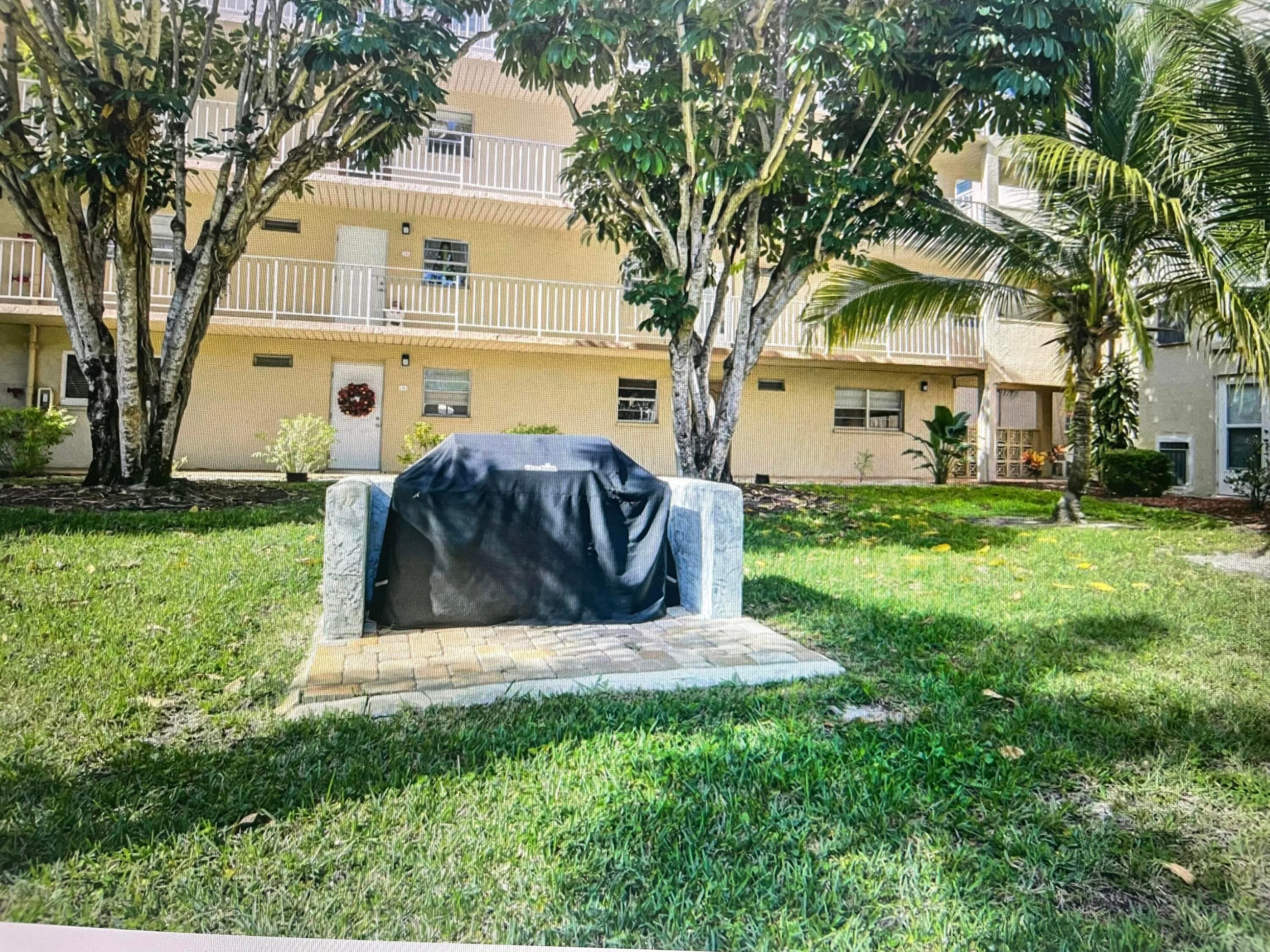 300 NE 26th Avenue 1080, Boynton Beach, FL 33435 21