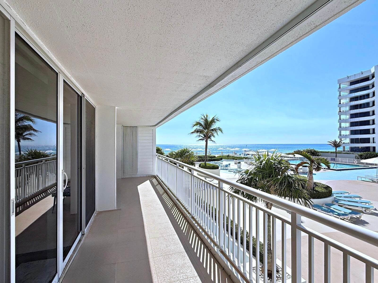 3546 S Ocean Boulevard 305, South Palm Beach, FL 33480 3