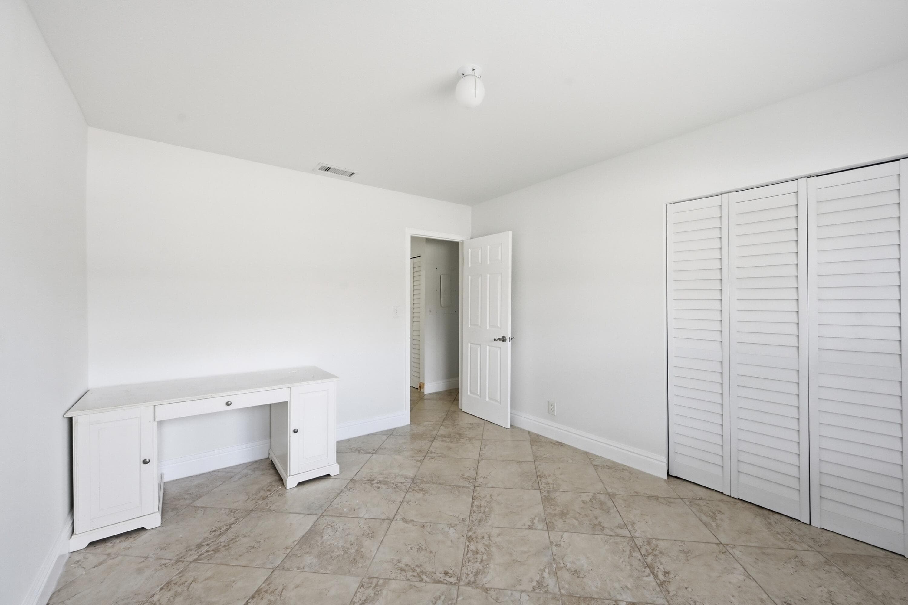 8336 NW 37th Place, Sunrise, FL 33351 34