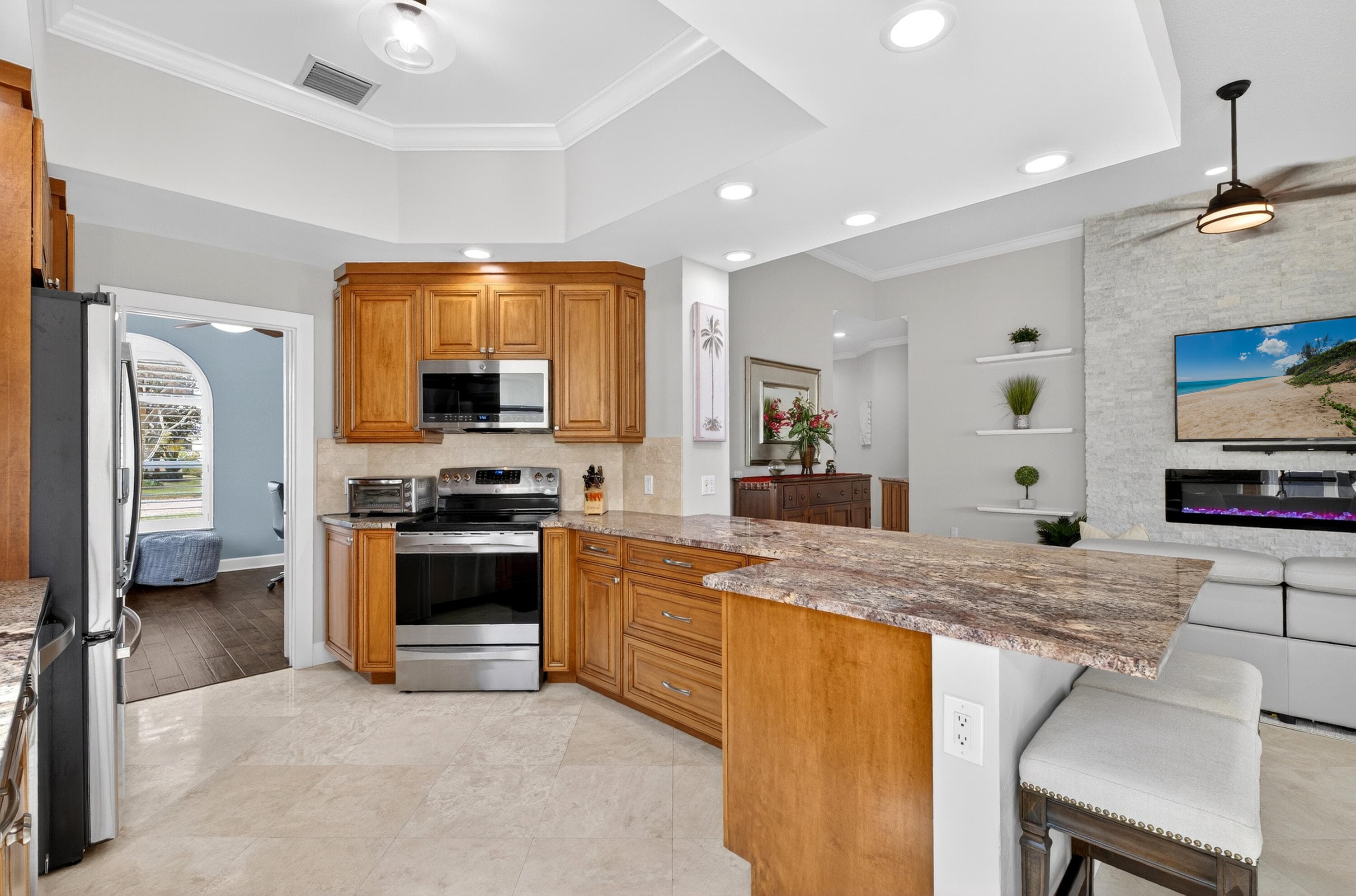 8223 Pine Cay Road, Wellington, FL 33414 5
