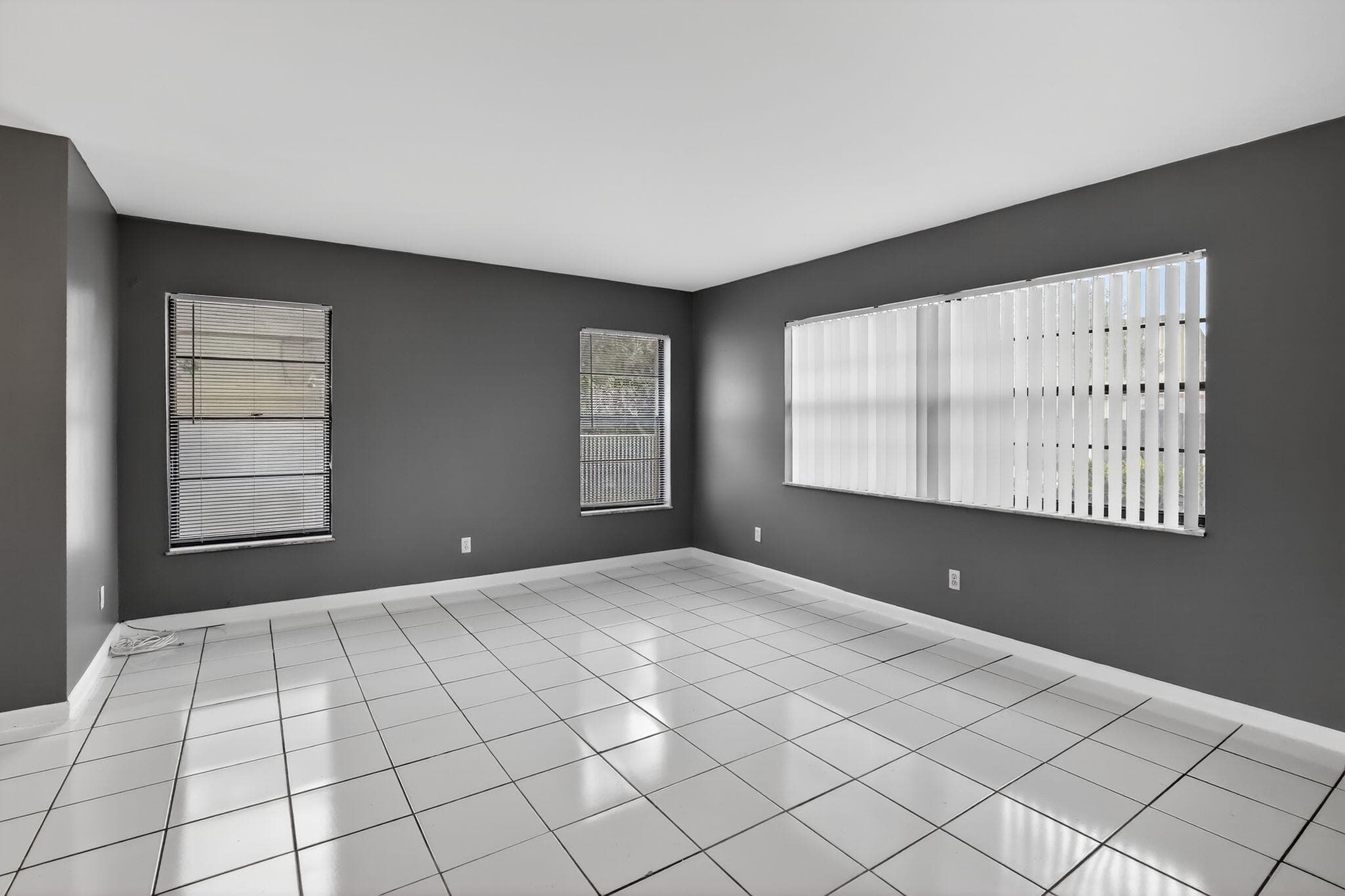 7721 NW 42nd Court, Hollywood, FL 33024 10