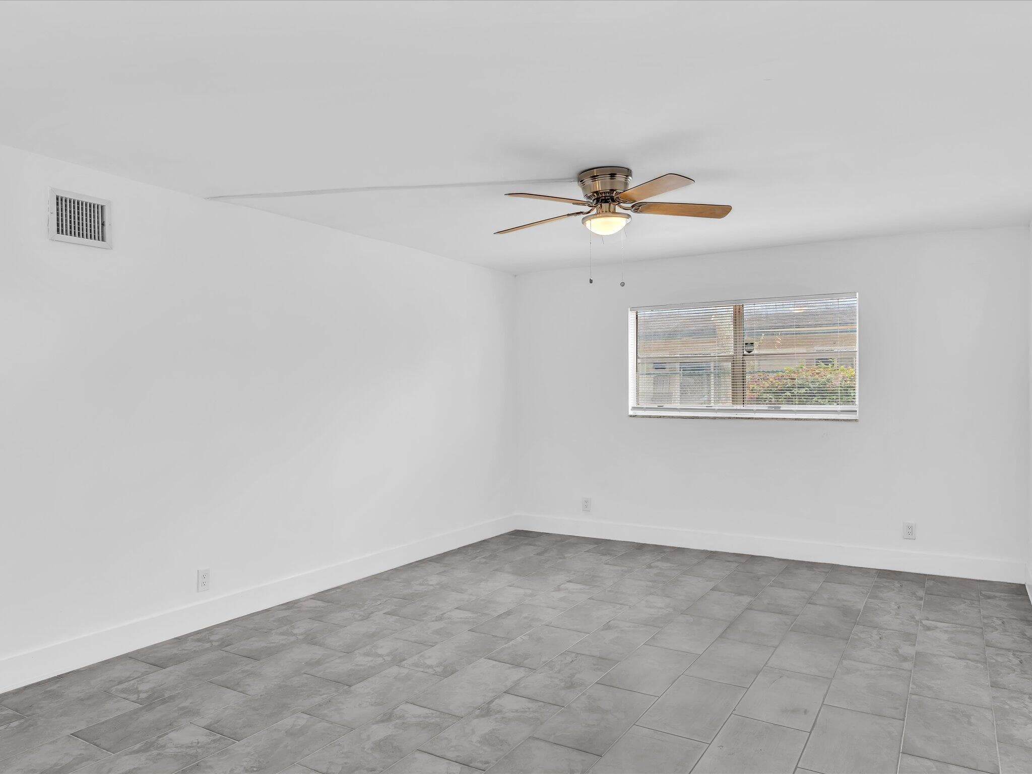7430 Kimberly Boulevard 102d, North Lauderdale, FL 33068 7