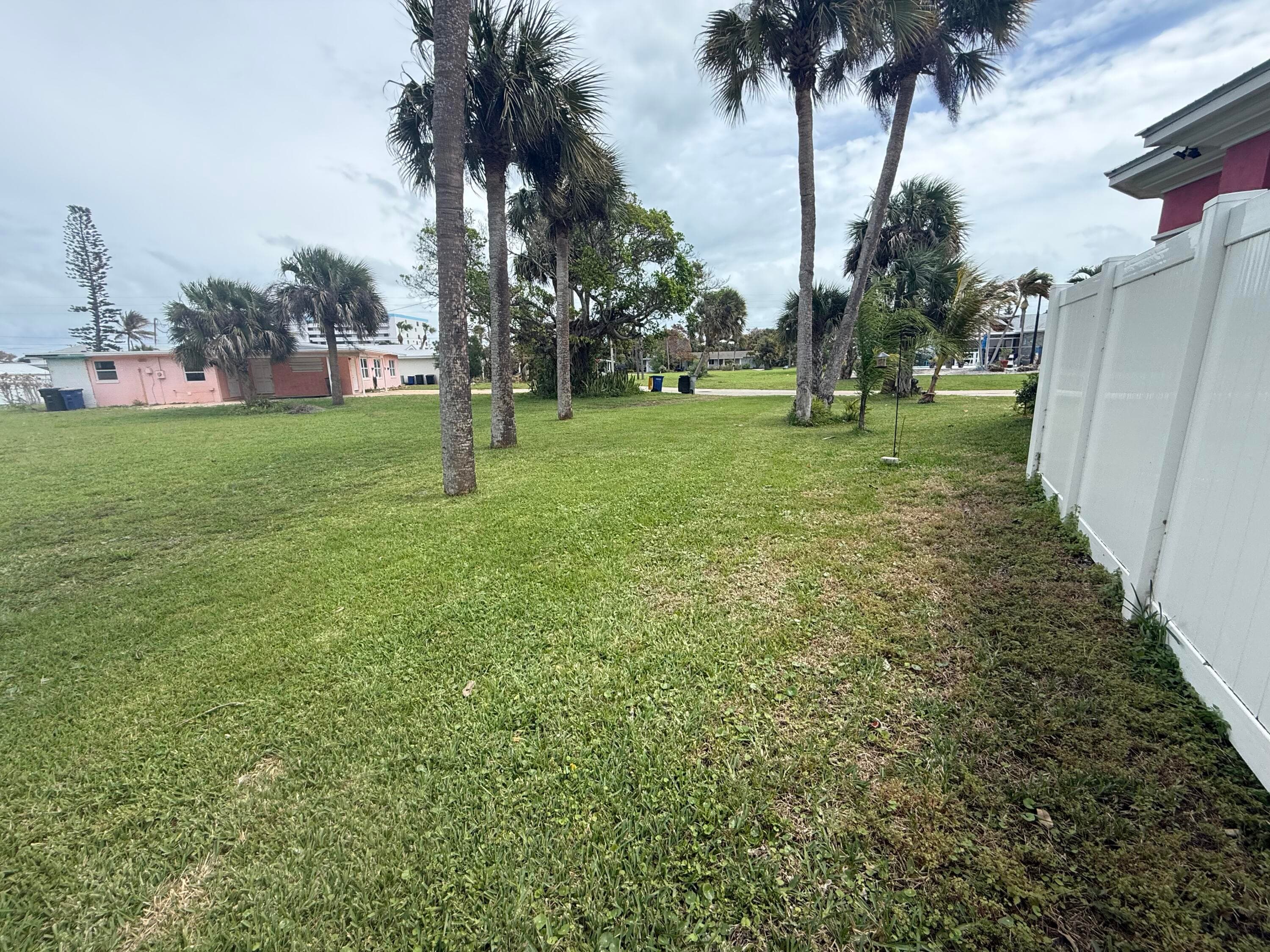 00 Coral Circle, Hutchinson Island, FL 34949 5