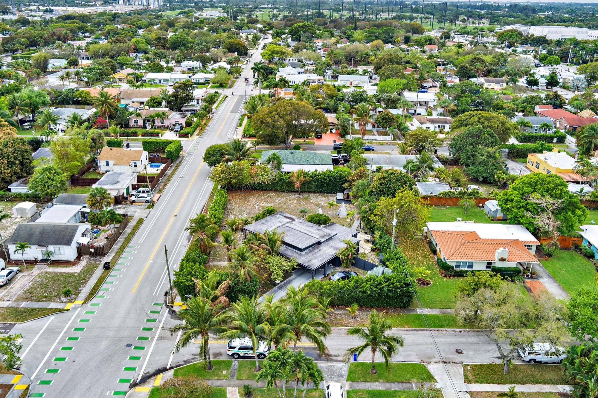 6301 Lake Avenue, West Palm Beach, FL 33405 3