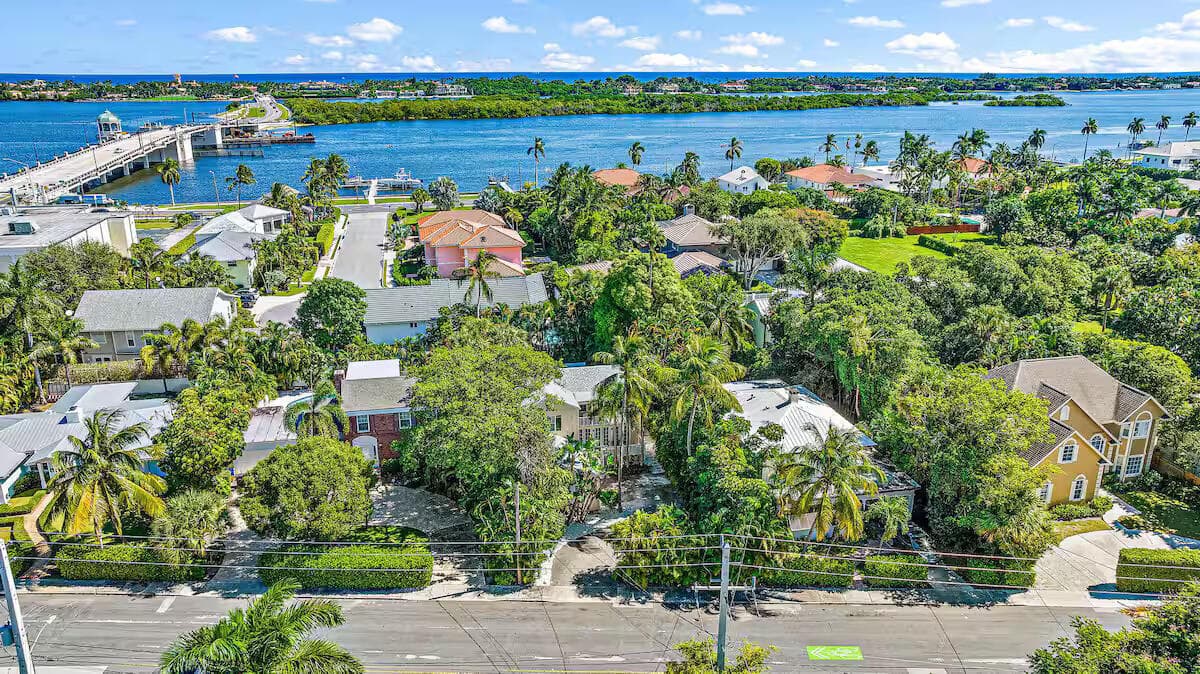4110 Washington Road, West Palm Beach, FL 33405 36
