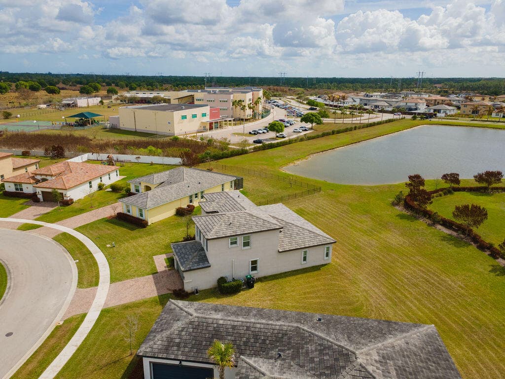 7206 NW Farnsworth Circle, Port St. Lucie, FL 34987 18