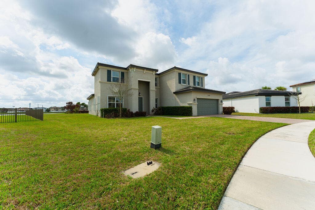 7206 NW Farnsworth Circle, Port St. Lucie, FL 34987 108
