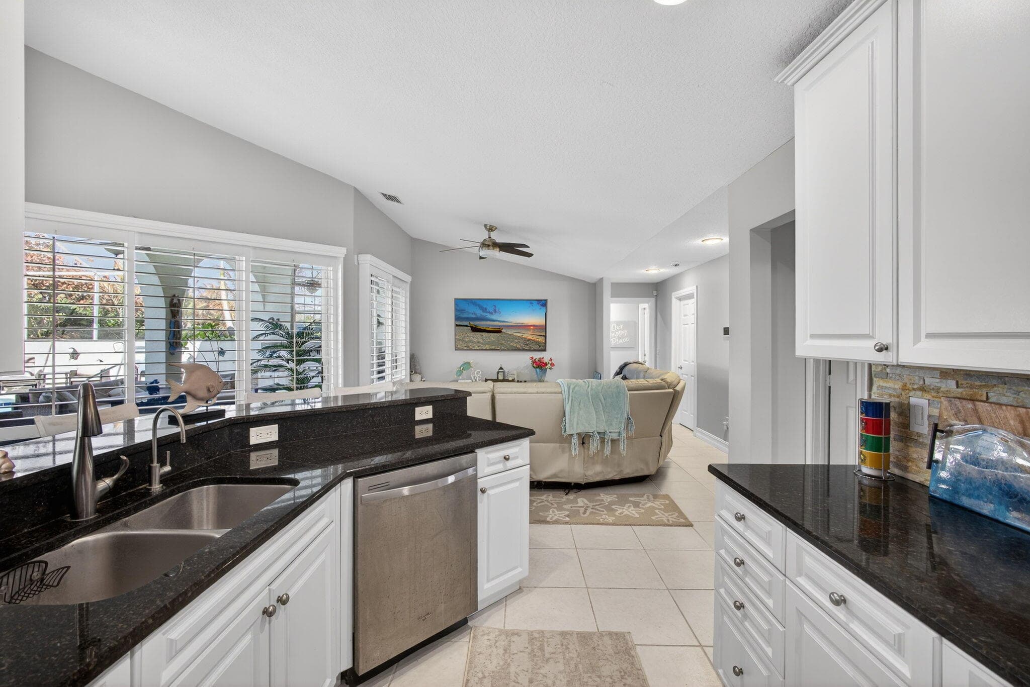8075 SE Governors Way, Hobe Sound, FL 33455 12