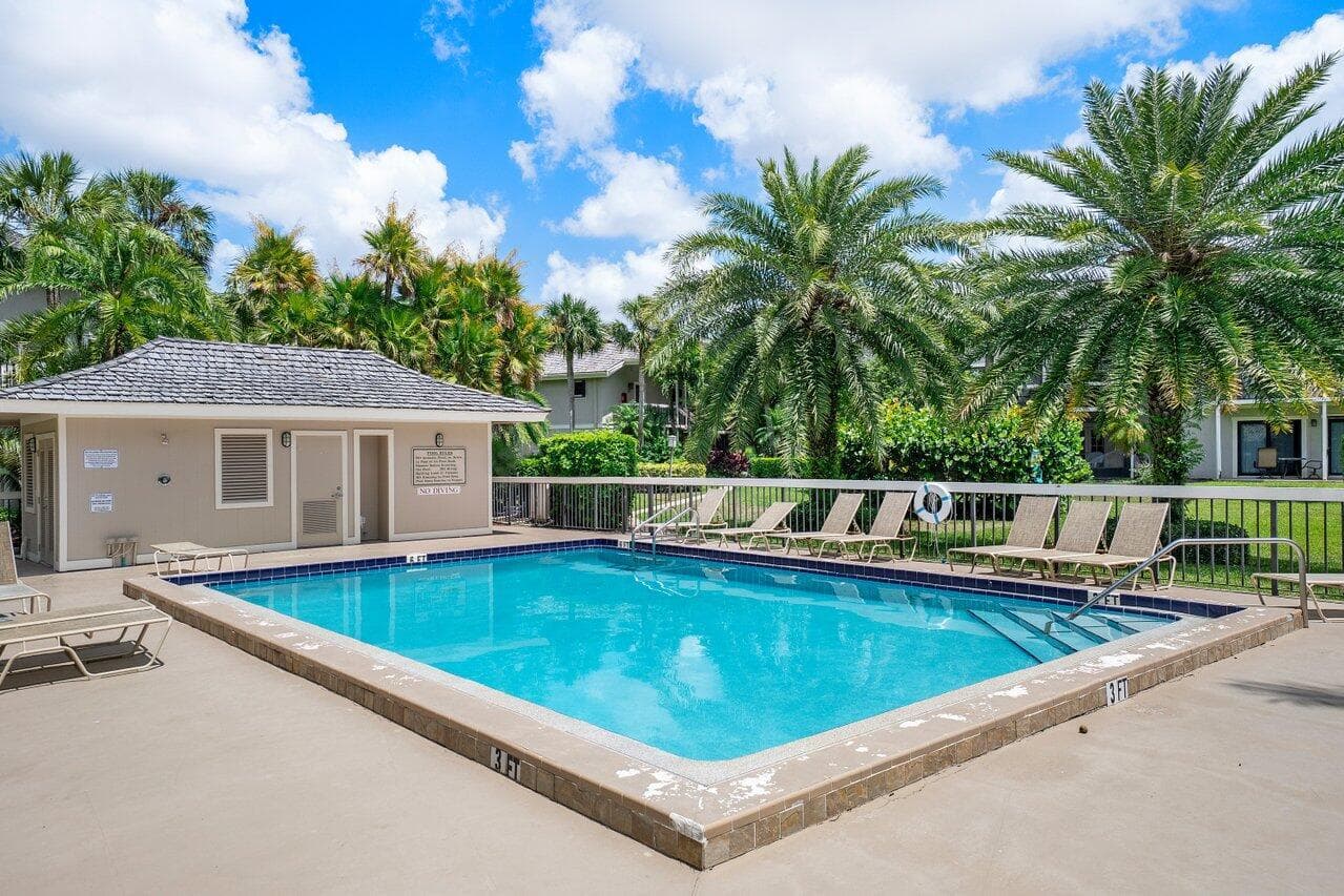 11863 Wimbledon Circle 432, Wellington, FL 33414 6