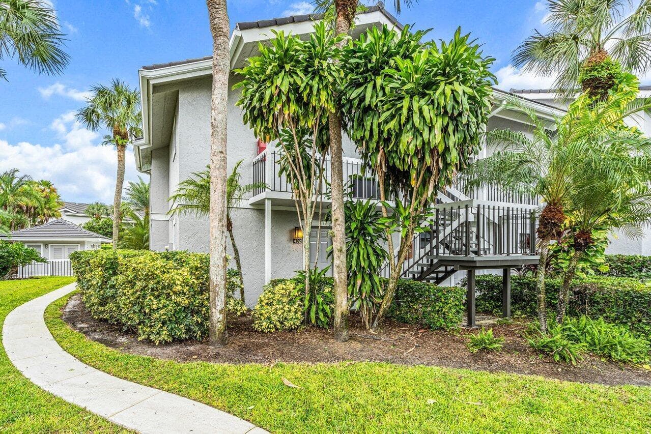 11863 Wimbledon Circle 432, Wellington, FL 33414 23