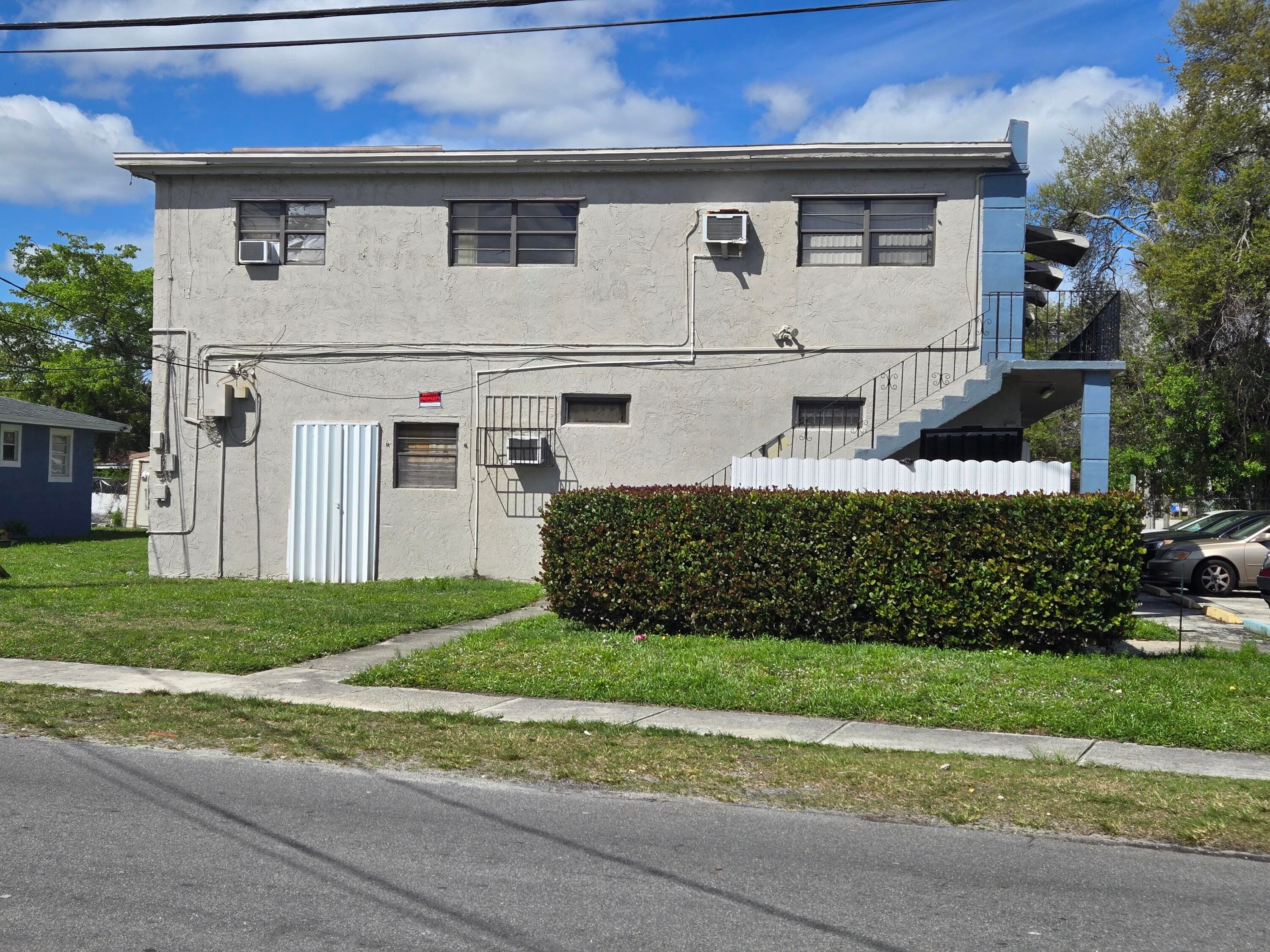 602 NW 1st Street, Dania Beach, FL 2