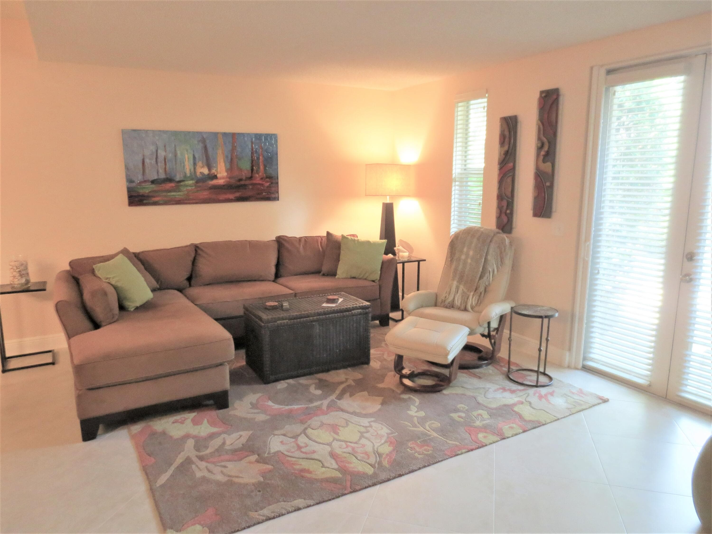 1900 Oceanwalk Lane 104, Lauderdale-By-The-Sea, FL 33062 3