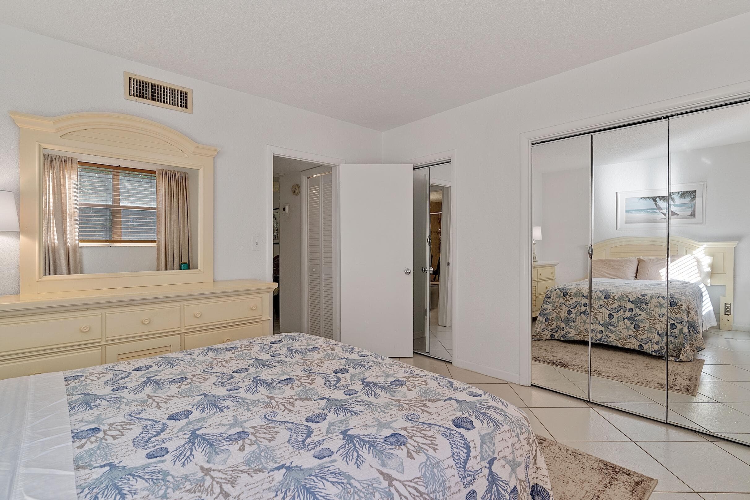 2565 S Ocean Boulevard 208, Palm Beach, FL 33480 16