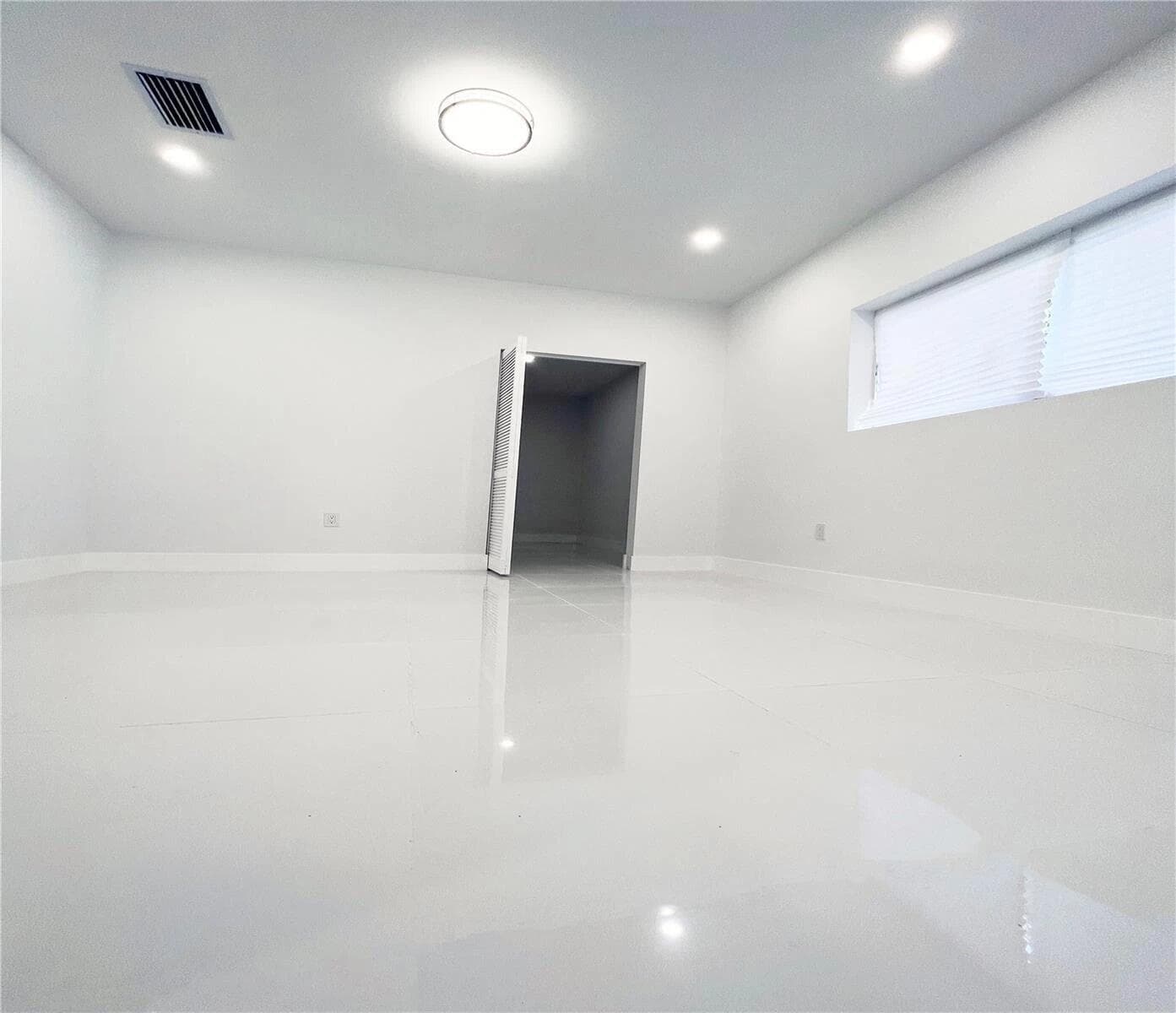 730 Alabama Avenue, Fort Lauderdale, FL 33312 8