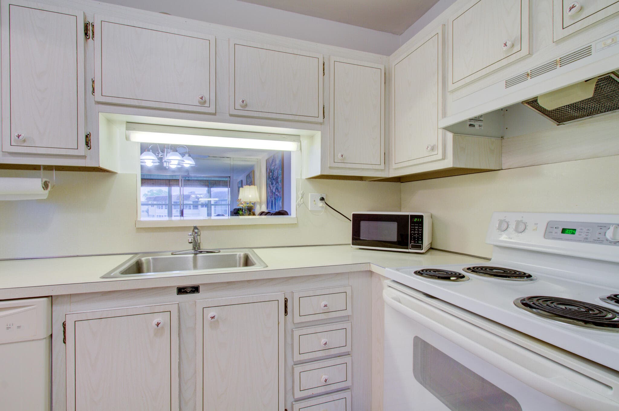 3500 NW 48th 615, Lauderdale Lakes, FL 33319 21