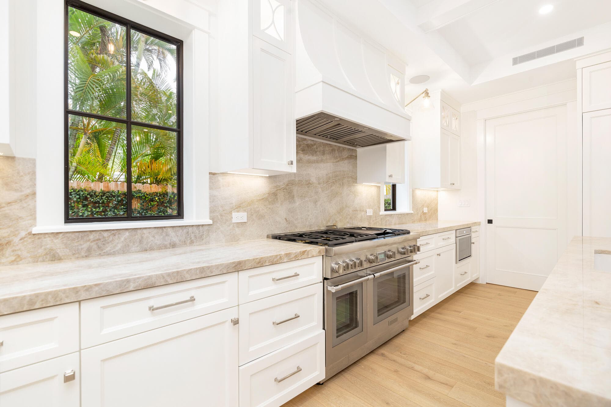 315 Avila Road, West Palm Beach, FL 33405 5