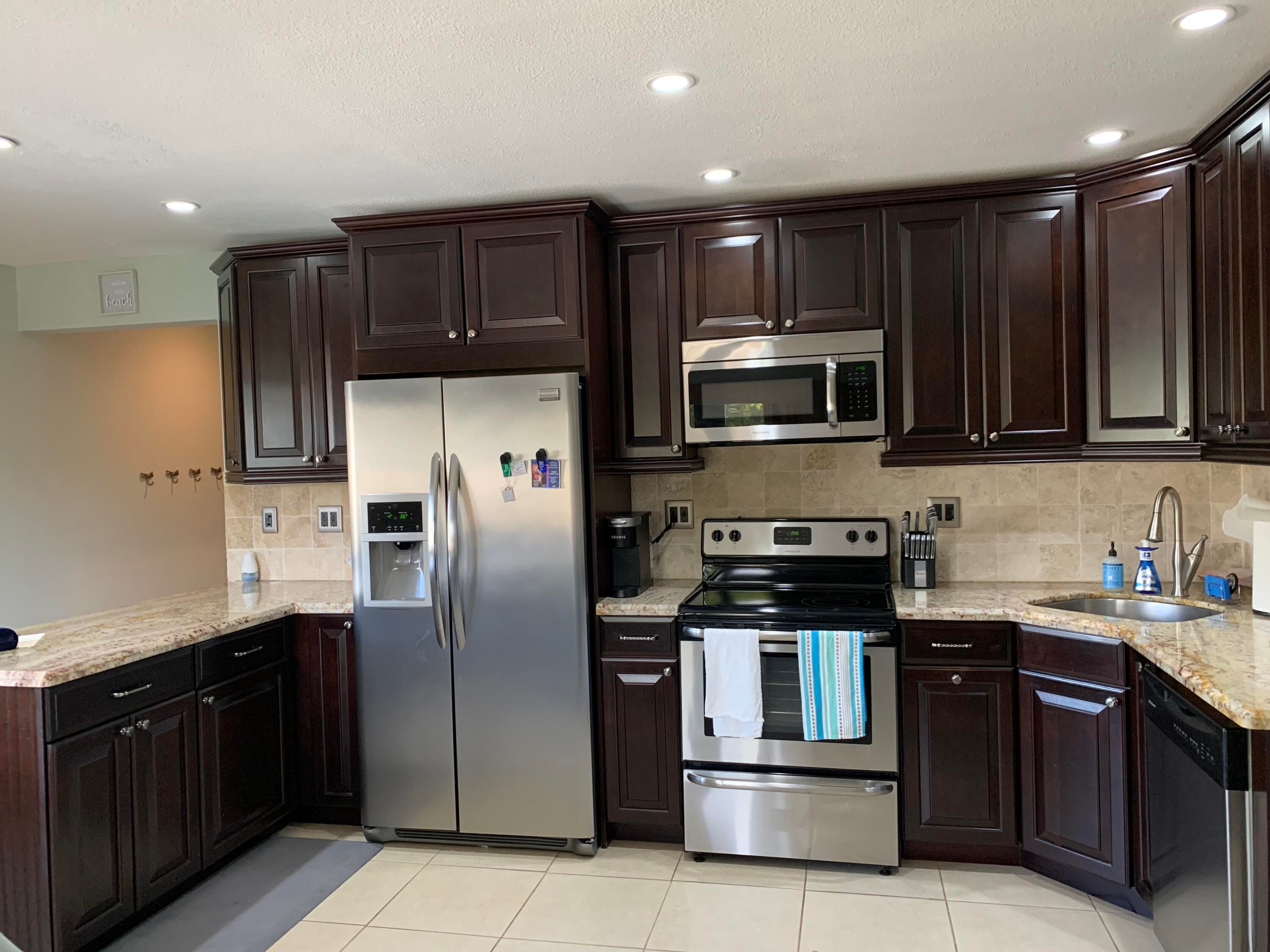 3208 SE 11th Street 201, Pompano Beach, FL 33062 2