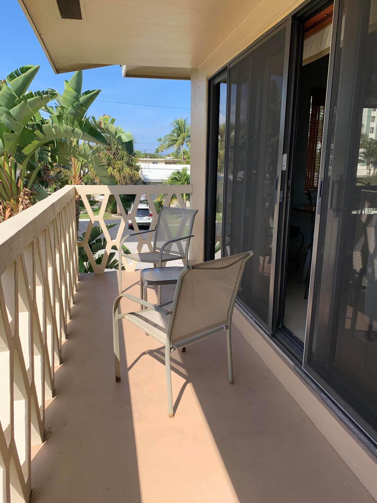 3208 SE 11th Street 201, Pompano Beach, FL 33062 24