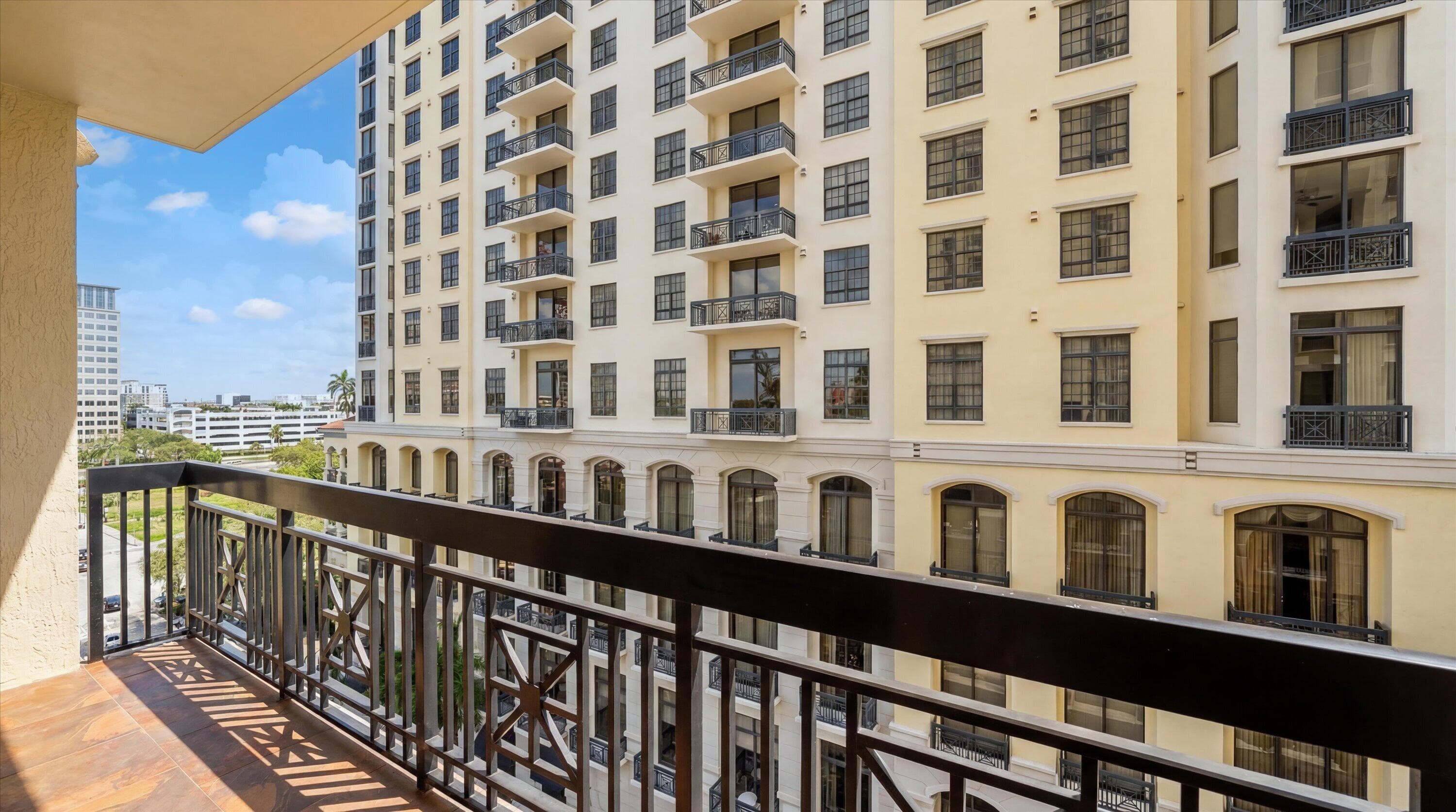 801 S Olive Avenue 615, West Palm Beach, FL 33401 22