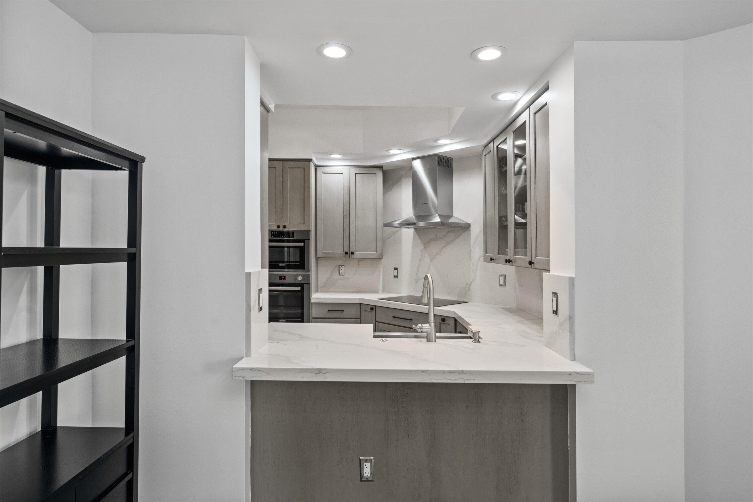 801 S Olive Avenue 615, West Palm Beach, FL 33401 10