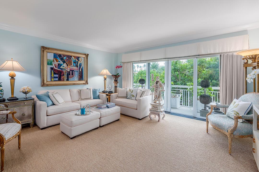 250 Bradley Place 202, Palm Beach, FL 33480 2