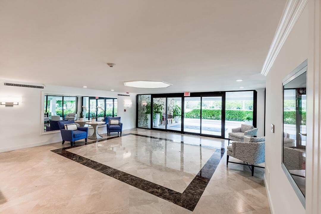 250 Bradley Place 202, Palm Beach, FL 33480 22