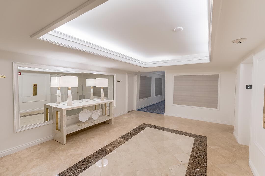 250 Bradley Place 202, Palm Beach, FL 33480 28