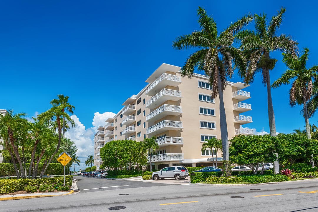 250 Bradley Place 202, Palm Beach, FL 33480 31