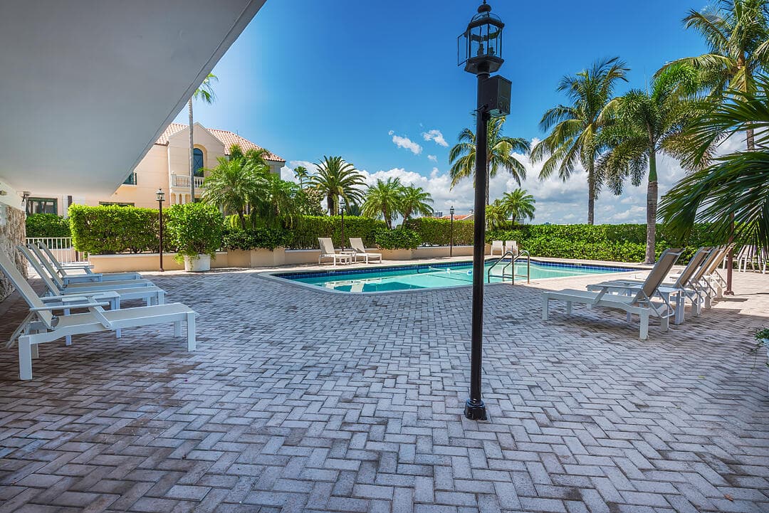 250 Bradley Place 202, Palm Beach, FL 33480 36